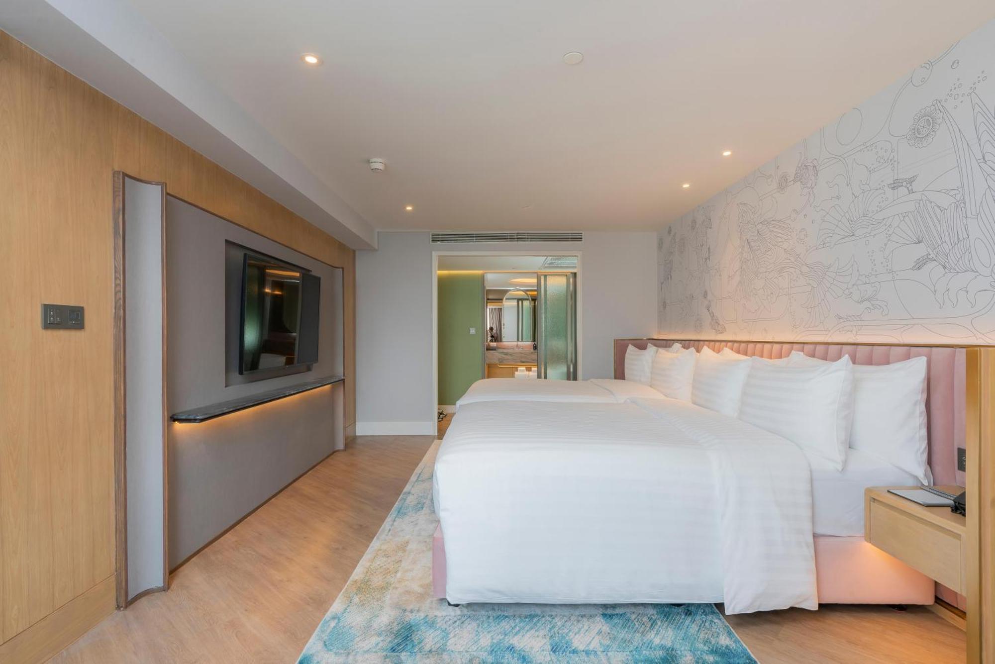 The Salil Hotel Riverside Bangkok Bagian luar foto Deluxe Suite